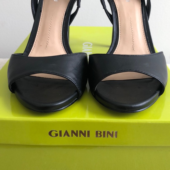 Gianni Bini Sessily Heels - Picture 3 of 8